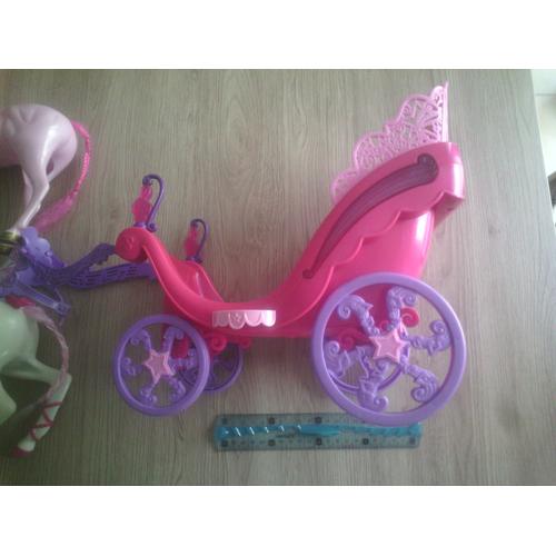 carrosse barbie arc en ciel