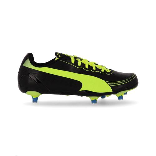 chaussure de foot intersport