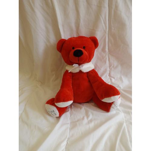 ours en peluche rouge