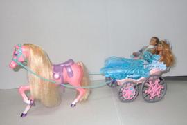 barbie carrosse arc en ciel