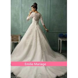 Robe De Mariée En Dentelle Manches Longues Sur Mesure Pas Cher Emilie Mariage