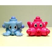 bleu clair FF055 France 2014 Jouet kinder Mixart crayons rose