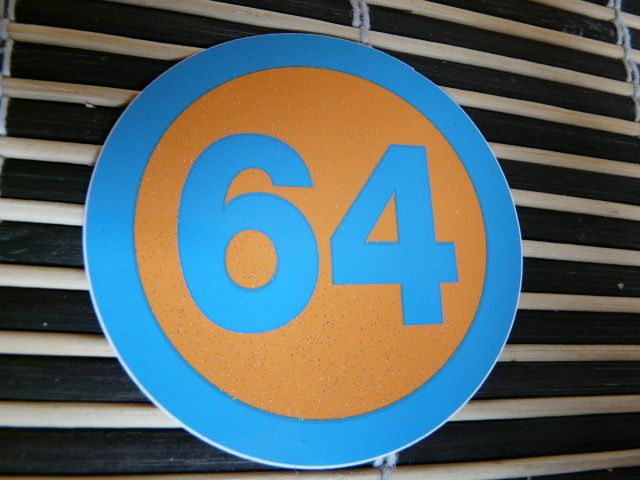Prénom flammes personnsalible bicyclette trottinette moto sticker orange 8 cm
