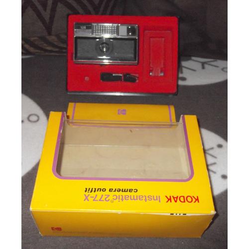 Kodak Instamatic 277X Camera Outfit