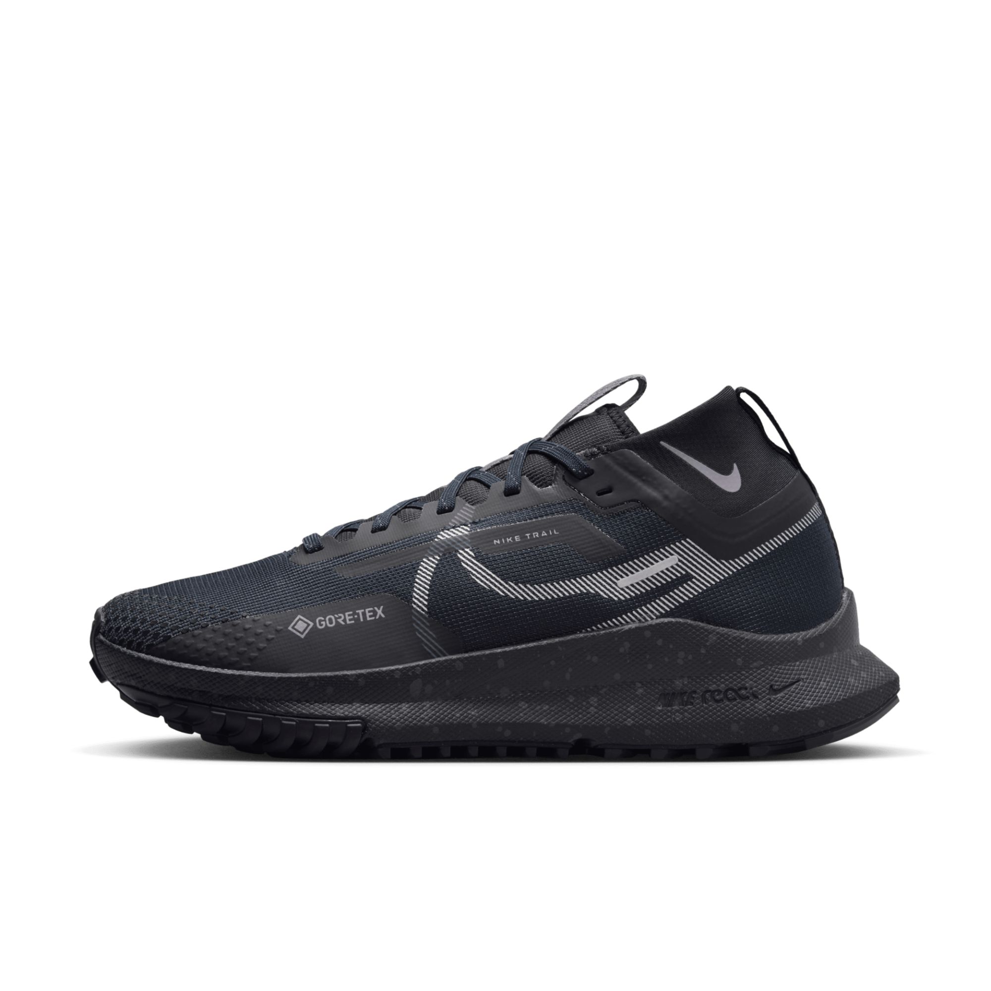 Nike Football Soccer Shoe Phantom Luna II Academy FGMG MTLC Gold Coin FD6725 100 10.5 US