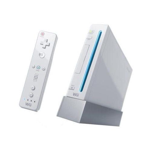 Nintendo Wii + 2 Manettes Avec Nunchuks
