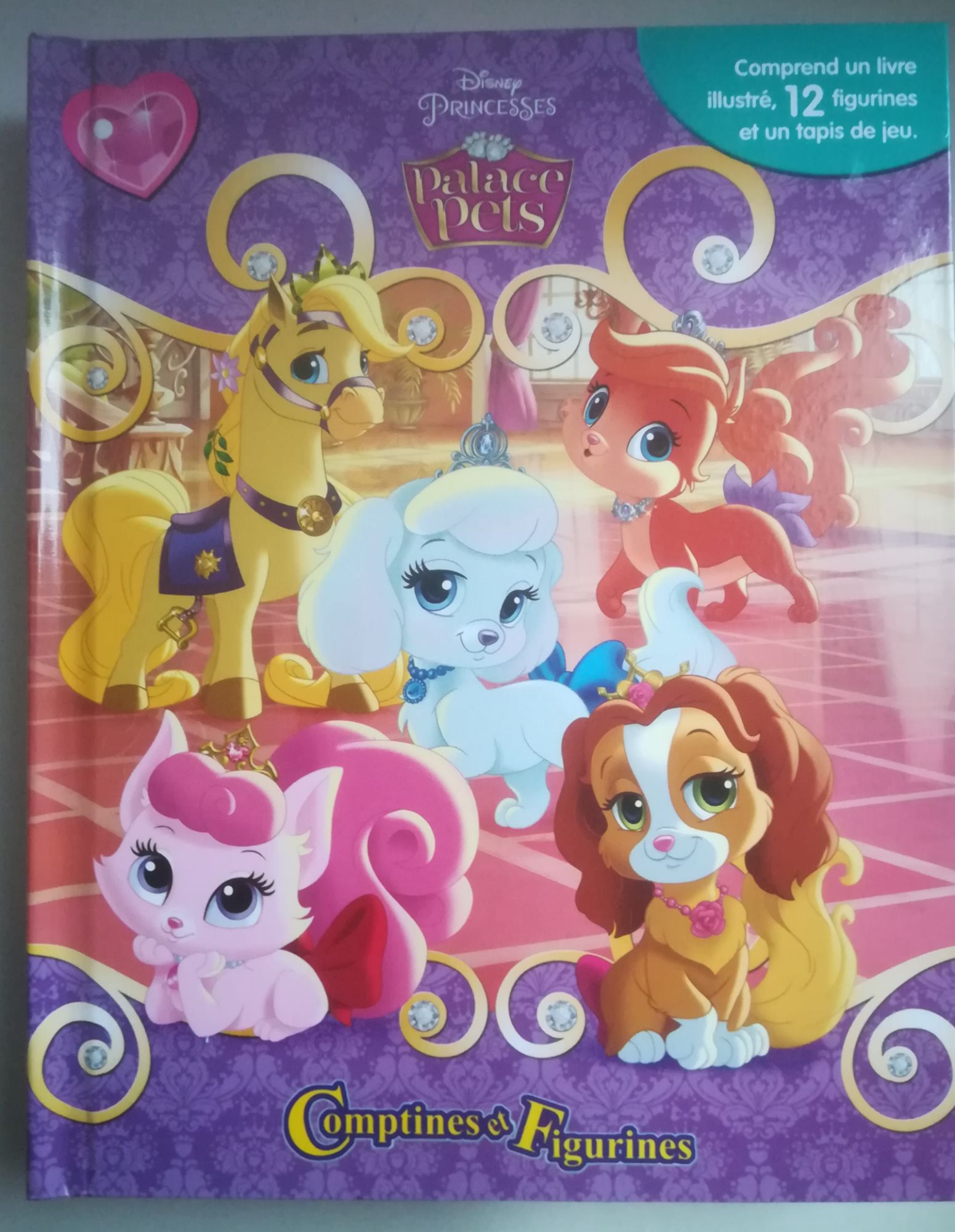 Comptines et figurines Palace Pets livre 12 figurines et tapis de jeu