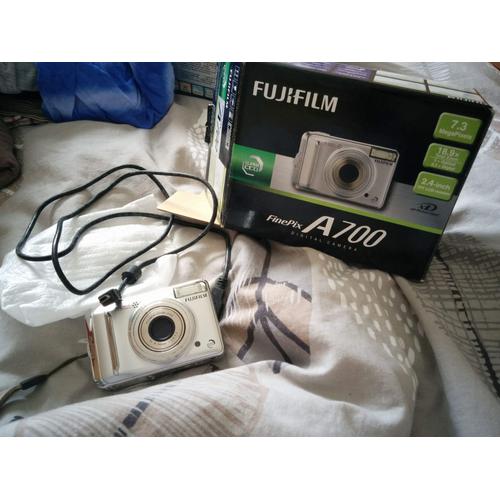 Appareil Photo Compact Fujifilm Finepix A700 Compact - 7.3 Mp - 3X Zoom Optique