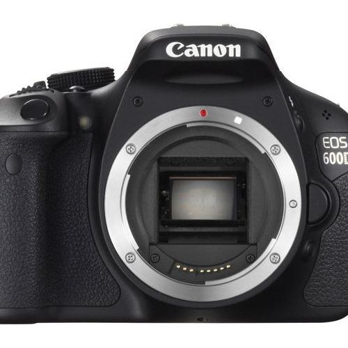 Appareil Photo Reflex Canon Eos 600D + Objectif Ef-S 18-55 Mm Is Ii Reflex - 18.0 Mp - Aps-C - 1080P / 30 Pi/S - 3X Zoom Optique Objectif Ef-S 18-55 Mm Is Ii