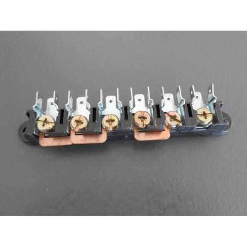 Bornier D'Alimentation 6 Broches Four Amica Eh32032E