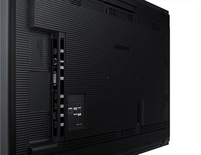 Samsung QM32R T 32FHD - vue 2