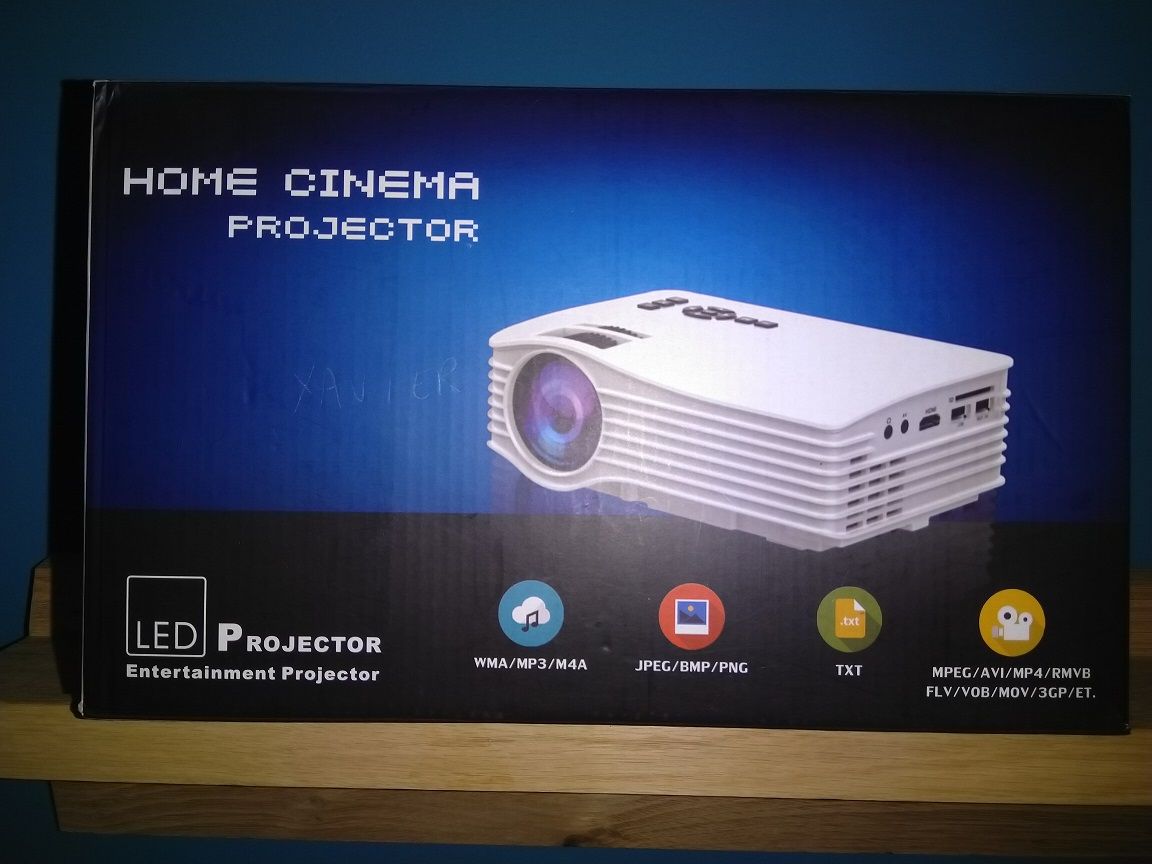 Home cinema projector d'occasion  