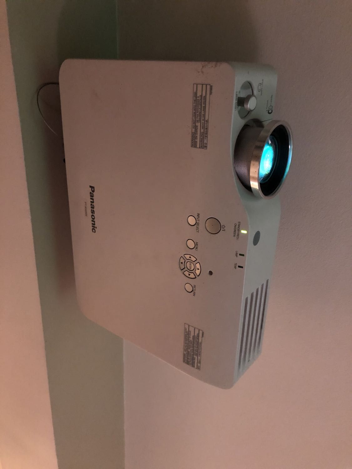 videoprojecteur panasonic d'occasion videoprojecteur panasonic d'occasion