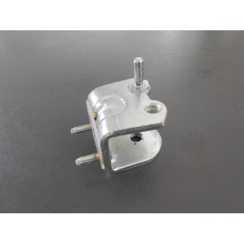 Charnière Inférieur Refrigérateur Congélateur Beko Ds141120S