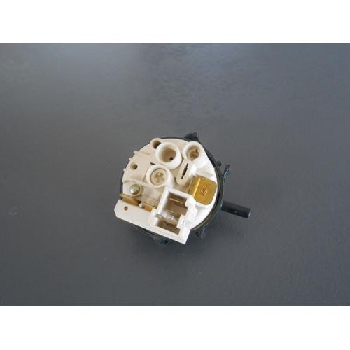 Pressostat Réf: 2394472 Lave Vaisselle Miele G676Sc-1 G676Sc-2 G676Sc