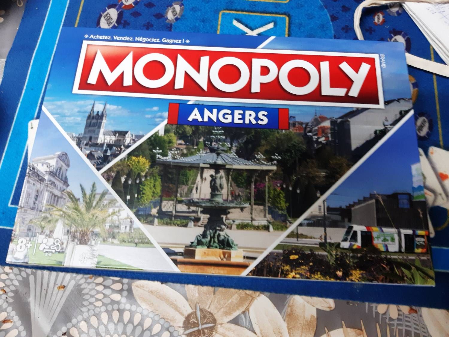 Jeu classique Winning Moves Monopoly Angers - vue 2