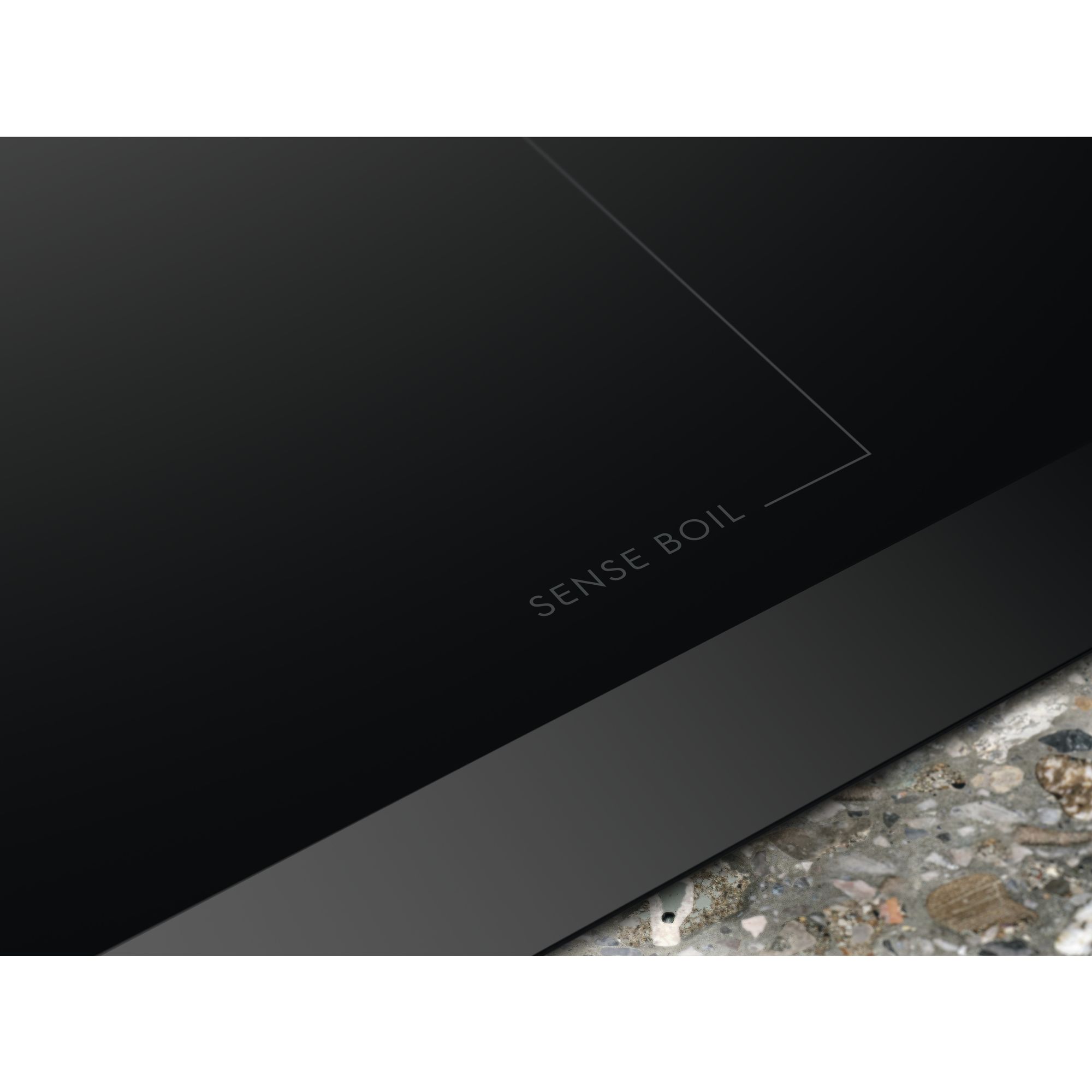 Electrolux Plaque de cuisson Induction Série 700 SenseBoil® 80 cm Y82IS453