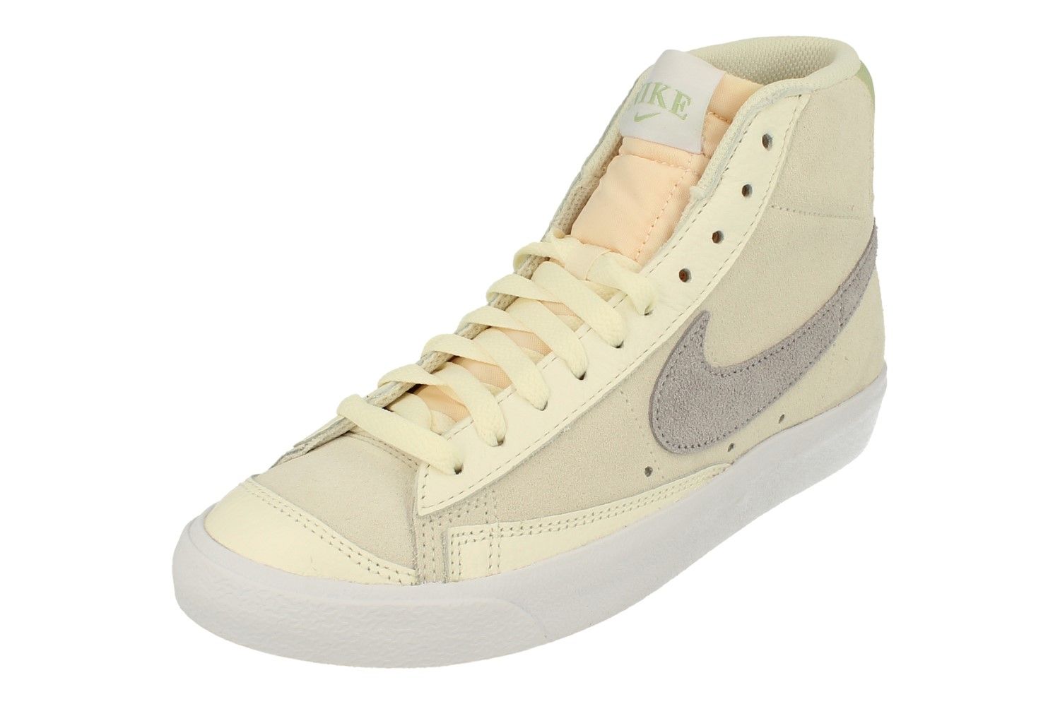 Nike Femme Blazer Mid 77 Trainers Fn7775 100 - 38 1/2