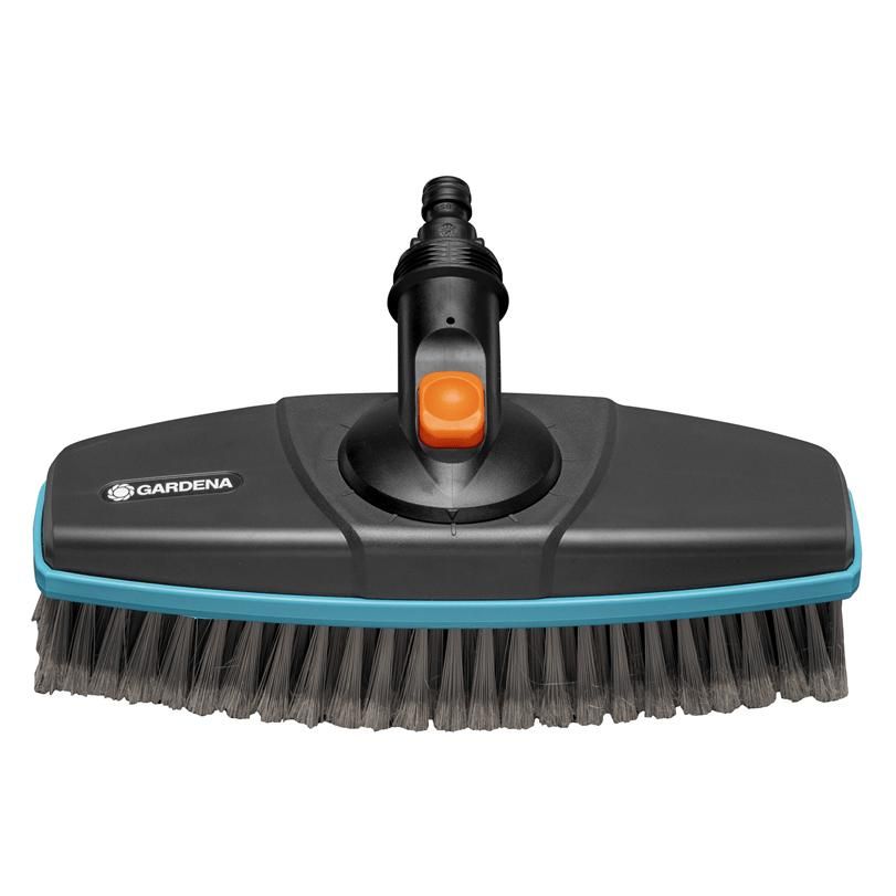 Brosse à manche souple poils doux pour grandes surfaces délicates Cleansystem GARDENA 18810