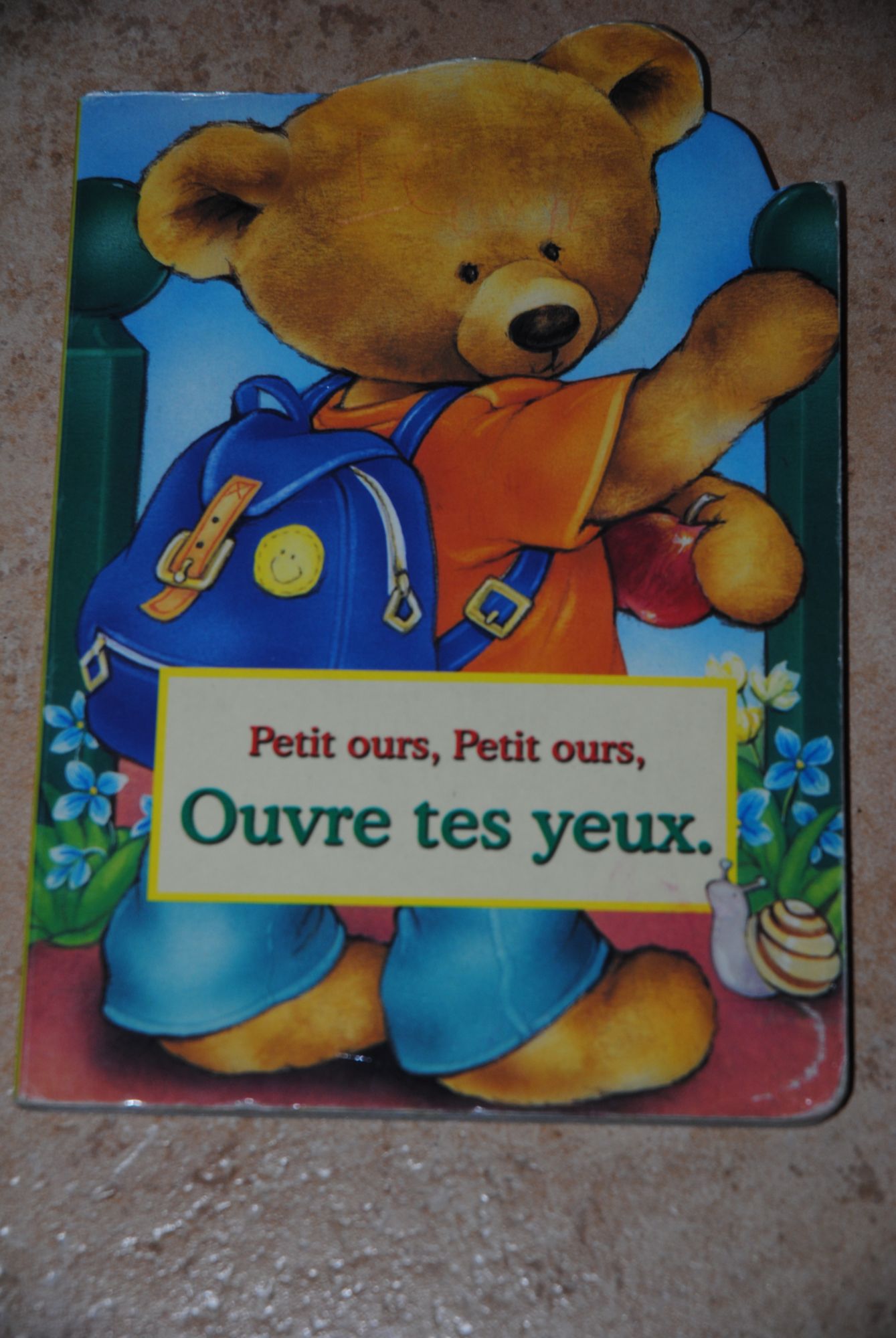 Petit ours, Petit ours; ouvre tes yeux