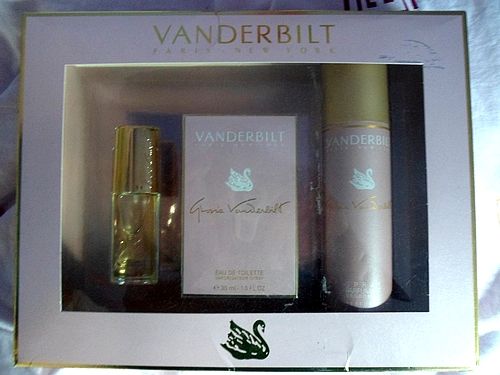 coffret gloria vanderbilt femme