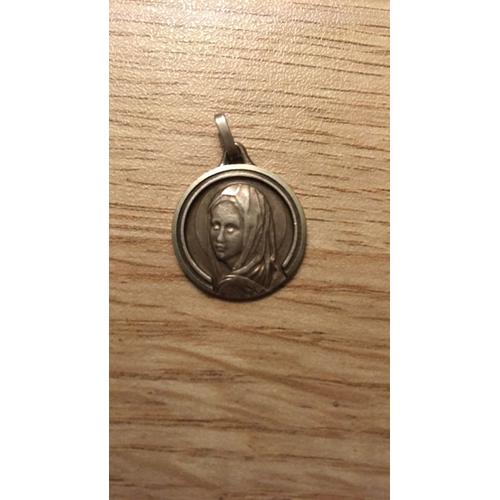 Medaille religieuse pas cher ou d'occasion sur Rakuten