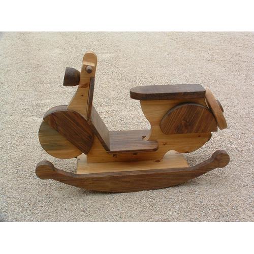 scooter a bascule en bois