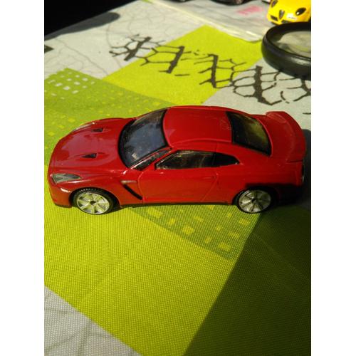 miniature nissan gtr