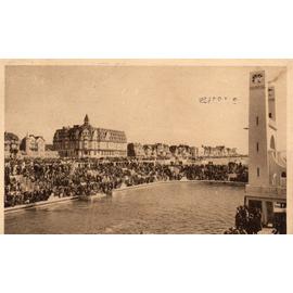 Carte Postale Ancienne 1948 Avec Timbre Et Cachet De La Poste Le Touquet Paris Plage Piscine En Jour De Competition