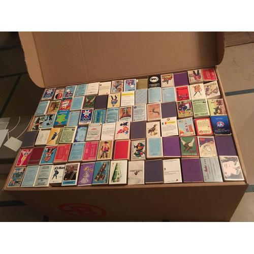 Collection exceptionnelle 1800 boîtes d