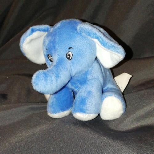 peluche elephant bleu