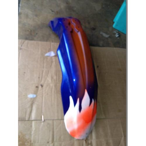 Moto montage support casque suzuki sv 650 99-08 rouge avant
