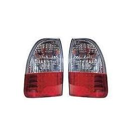 Feu arriere droit Mitsubishi L200 apres 2006 passager NEUF