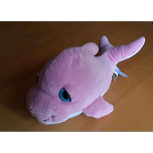peluche dauphin rose