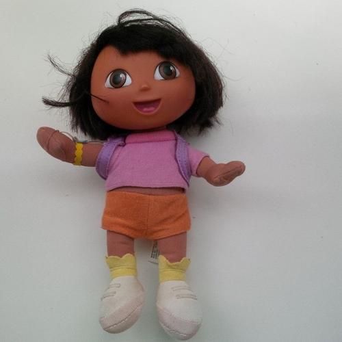 poupee dora