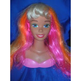 barbie tete a coiffer