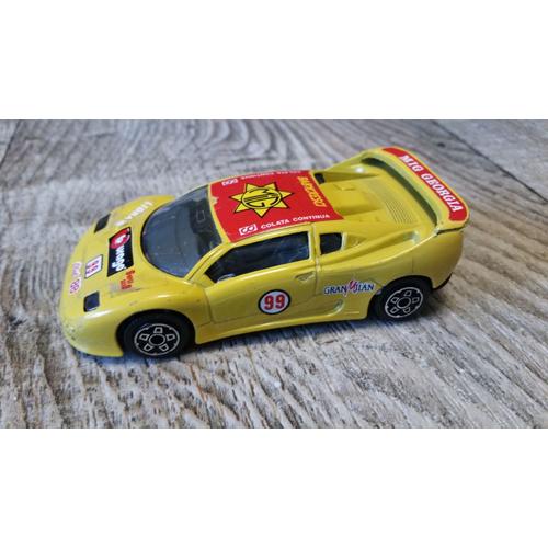 voiture miniature burago